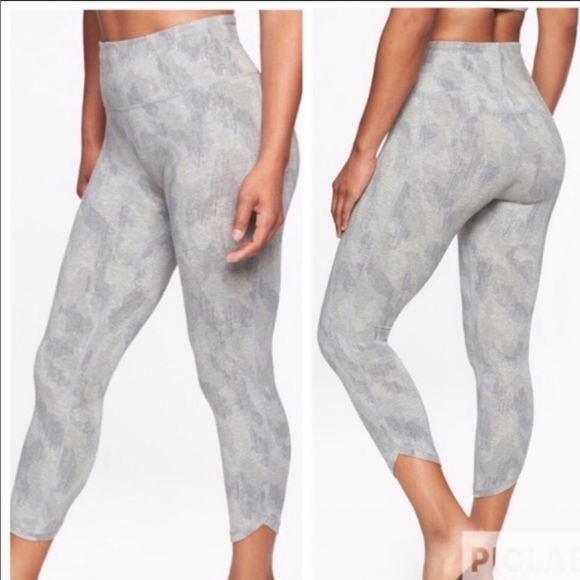 Athleta Sandbar Organic Cotton Be Present Capri - Picture 1 of 7